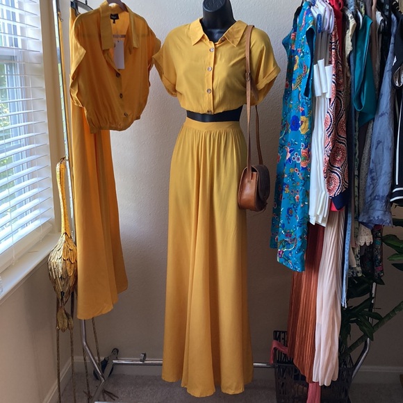 Yellow Wide Leg Pant Set with Crop Top - Picture 6 of 13